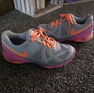 Womens Nike Sneakers.